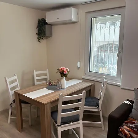Appartement луксозен двустаен апартамент лермонтов 48 *